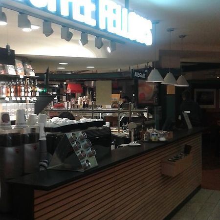 Raststaette Hollenstedtモーテル エクステリア 写真
